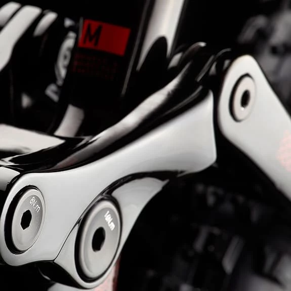 MMR X-Bolt 140 10 Electric Bike Black Red 2 MMR X-Bolt 140 10 Electric Bike Black Red - Image 2