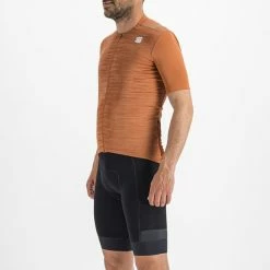Sportful SuperGiara Short Sleeve Jersey Light Orange 8 Sportful SuperGiara Short Sleeve Jersey Light Orange -Bikes Shop sf 1121023 607 003