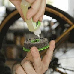 Unbranded Bike Chain Gear Oiler Roller Bicycle Chain Washer Cleaner Tool Bike Chain Care -Bikes Shop 302022525 max